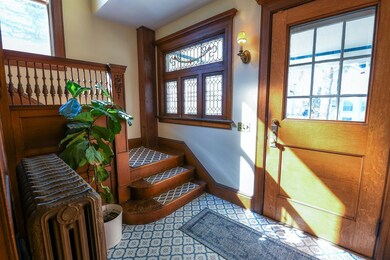 So much character! Front entryway, leaded glass wi