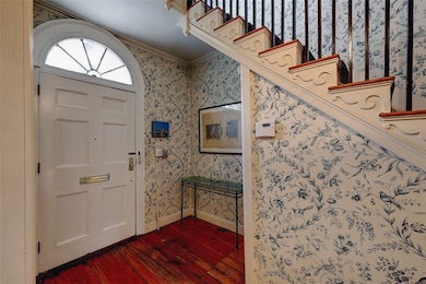 274 Benefit St unit 2, Providence, RI 02903 - photo 3