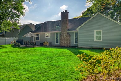 1034 Woodland Hills Rd, Batavia, IL 60510 - photo 3