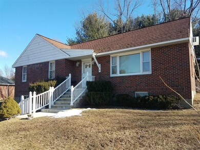 4 Sitzmark Ln, Rensselaer, NY 12144 - photo 3