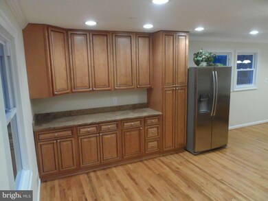 1609 Northcrest Dr, Silver Spring, MD 20904 - photo 5