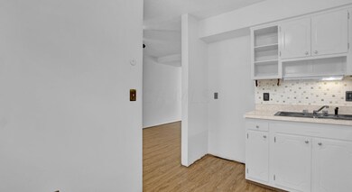 10-web-or-mls-1085-hardesty-pl-e