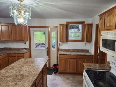 94 Prospect St, Orange, MA 01364 - photo 6