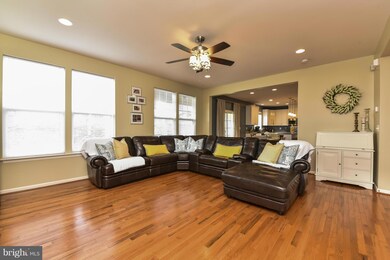 16464 Chattanooga Ln, Woodbridge, VA 22191 - photo 7