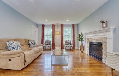 75 N High St, Foxboro, MA 02035 - photo 4