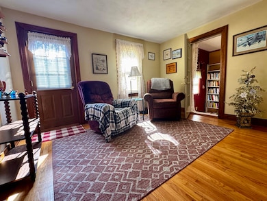 737 E Briar Ln, Beloit, WI 53511 - photo 7