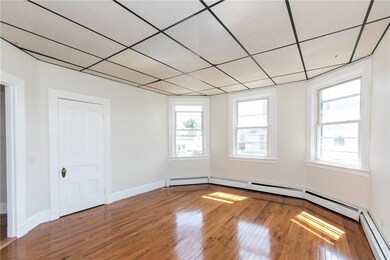 38 Lawrence St, Pawtucket, RI 02860 - photo 7