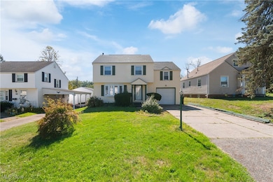 1306 Milford St NE, Canton, OH 44714 - photo 2