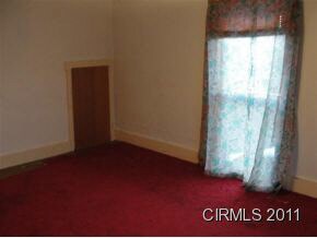 302 E Marks St, Swayzee, IN 46986 - photo 6