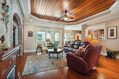 LOOK AT THAT CEILING