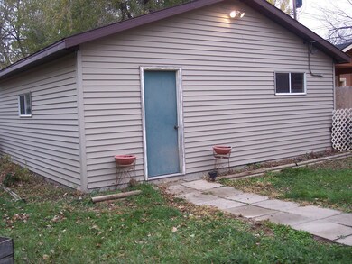double car garage<|><|>
