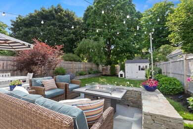 37 Olive St, Newburyport, MA 01950 - photo 2