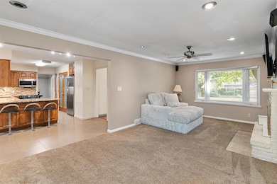 636 47th St, West Des Moines, IA 50265 - photo 6