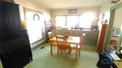 415 W 1st St, Woodville, OH 43469 - photo 5