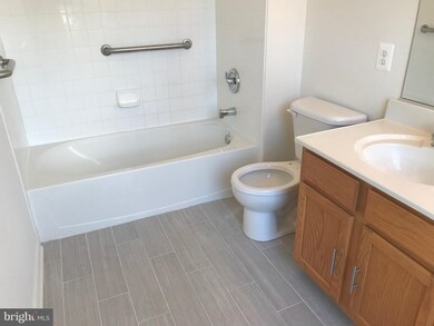 8101 Shannons Alley, Laurel, MD 20724 - photo 5