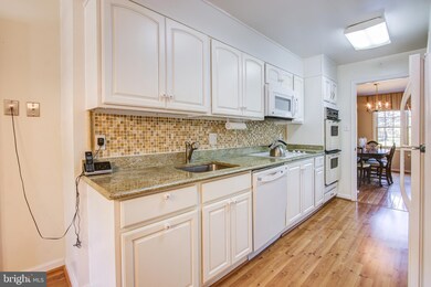 7620 Westlake Terrace unit 70, Bethesda, MD 20817 - photo 6