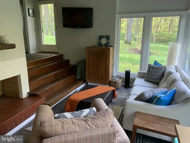 79 Featherbed Ln, Harpers Ferry, WV 25425 - photo 4