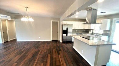 Kitchen/Dining