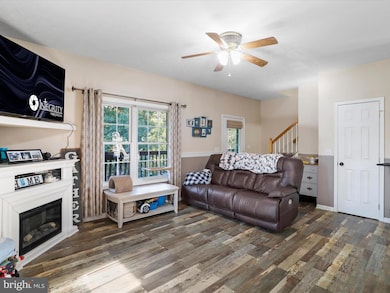 856 Lamplight Rd, Inwood, WV 25428 - photo 7