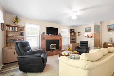 03-Living Room