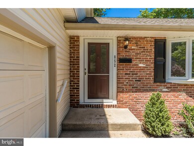 852 Lafayette Dr, Mount Laurel, NJ 08054 - photo 3