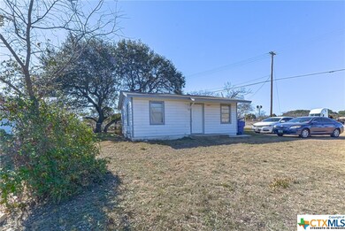 735 W Avenue B, Copperas Cove, TX 76522 - photo 2