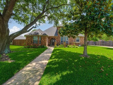 3113 Oakview Dr, Hurst, TX 76054 - photo 3