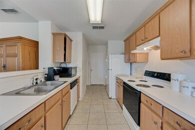 1005 Beechwood Dr, Denton, TX 76210 - photo 6