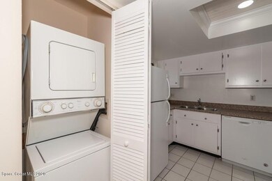 Laundry/Kitchen