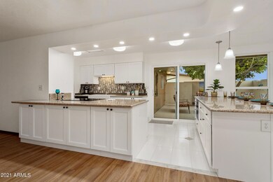 10759 W Santa fe Dr unit 15D, Sun City, AZ 85351 - photo 4