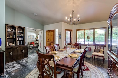 Formal Dining