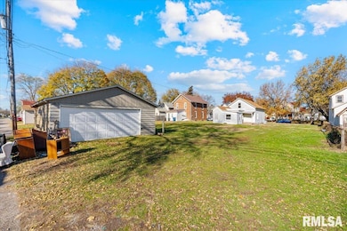 2011 W 2nd St, Davenport, IA 52802 - photo 6