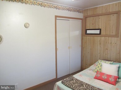 175 Maple Ave, Keyser, WV 26726 - photo 6