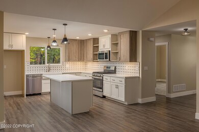 10501 W Glacier Peak Dr, Wasilla, AK 99623 - photo 5