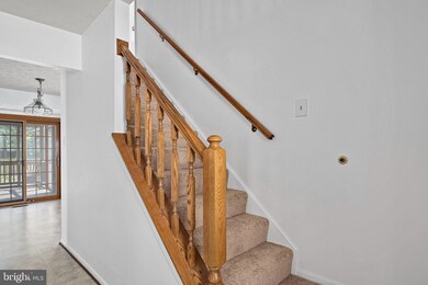 9309 Kings Grant Rd, Laurel, MD 20723 - photo 3