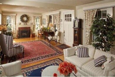 211 Myrtle St, Rockland, MA 02370 - photo 3