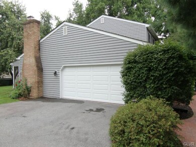 1187 Clearview Cir, Allentown, PA 18103 - photo 2