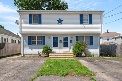 15 Lincoln Ave, Pawtucket, RI 02861 - photo 2