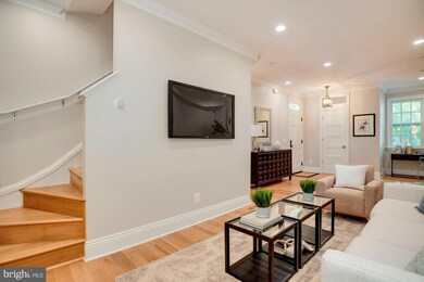 1237 31st St NW, Washington, DC 20007 - photo 6