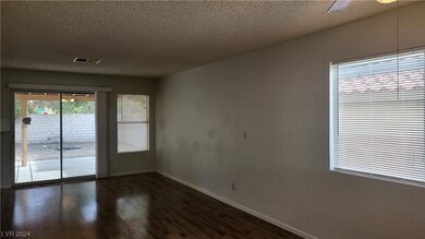 9520 Shallow Brook Cir, Las Vegas, NV 89117 - photo 7