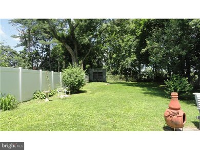 28 Evergreen Ave, Broomall, PA 19008 - photo 4