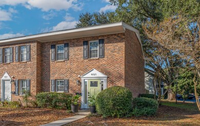 401 Carriage Lane-42