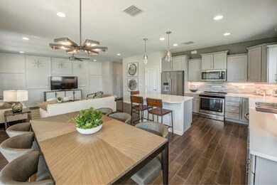 4014 Delta Rose St, Houston, TX 77018 - photo 7