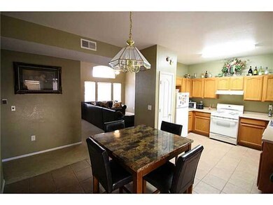 632 Maravillas St, El Paso, TX 79928 - photo 4