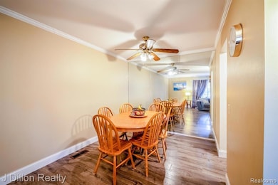 653 E Fox Hills Dr unit 49, Bloomfield Hills, MI 48304 - photo 7