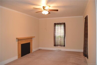 230 N Bost St, Statesville, NC 28677 - photo 3