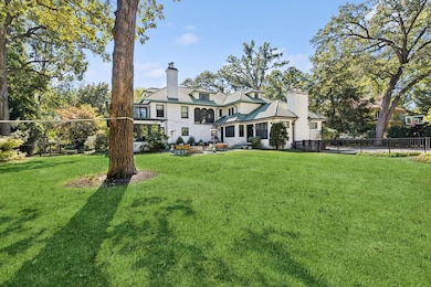 2855 Sheridan Place, Evanston, IL 60201 - photo 4