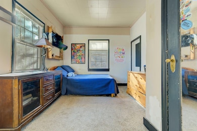 701 Crescent Ave, Sunnyside, WA 98944 - photo 2