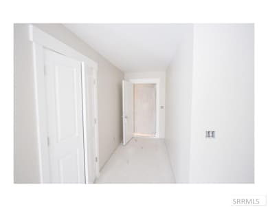 4542 Greystone Ln, Idaho Falls, ID 83404 - photo 2