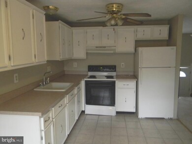 2660 April Dawn Way, Gambrills, MD 21054 - photo 4